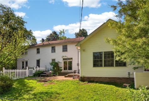 22325 Fairmount Boulevard Shaker Heights OH 44118