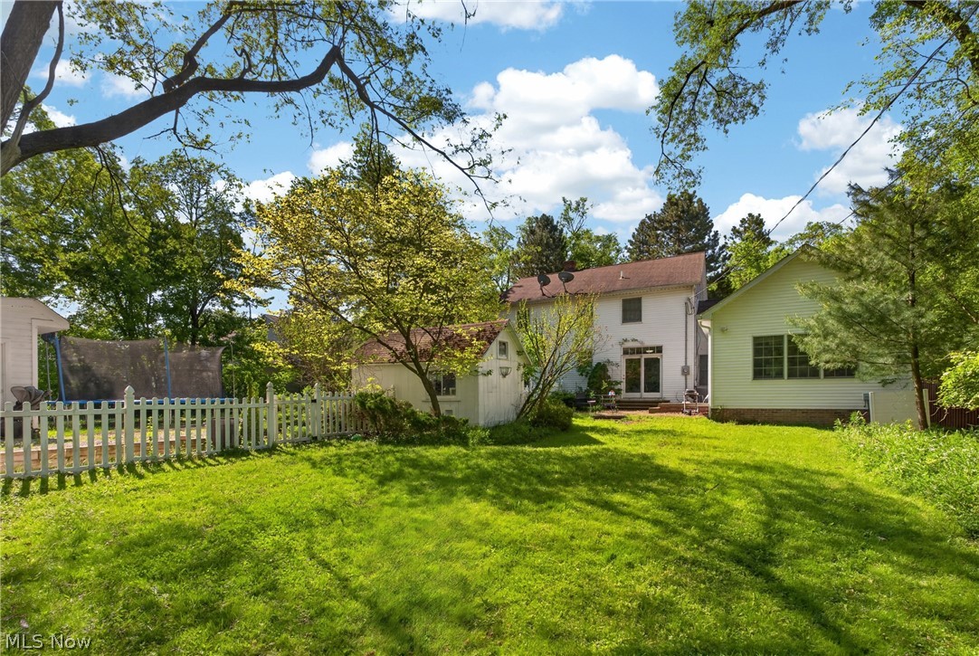 22325 Fairmount Boulevard Shaker Heights OH 44118
