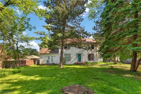 22325 Fairmount Boulevard Shaker Heights OH 44118