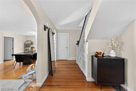 22325 Fairmount Boulevard Shaker Heights OH 44118