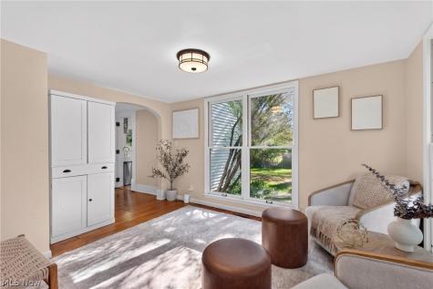 22325 Fairmount Boulevard Shaker Heights OH 44118