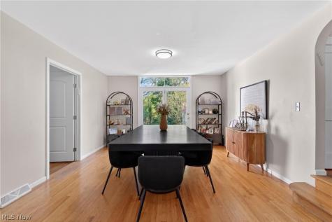 22325 Fairmount Boulevard Shaker Heights OH 44118