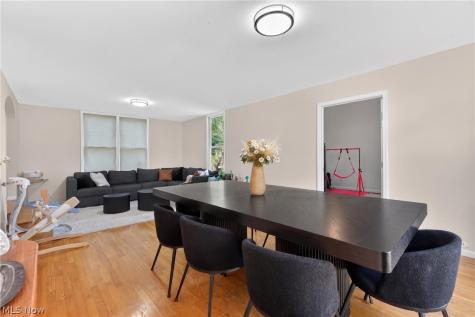 22325 Fairmount Boulevard Shaker Heights OH 44118