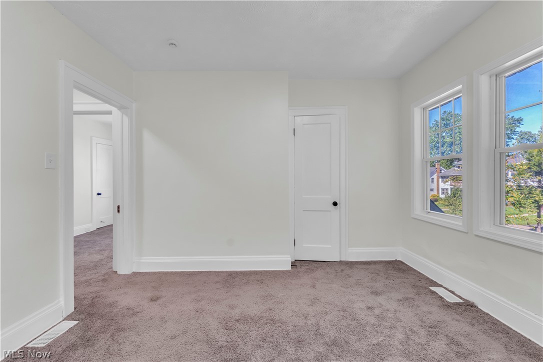 3326 E Scarborough Road Cleveland Heights OH 44118
