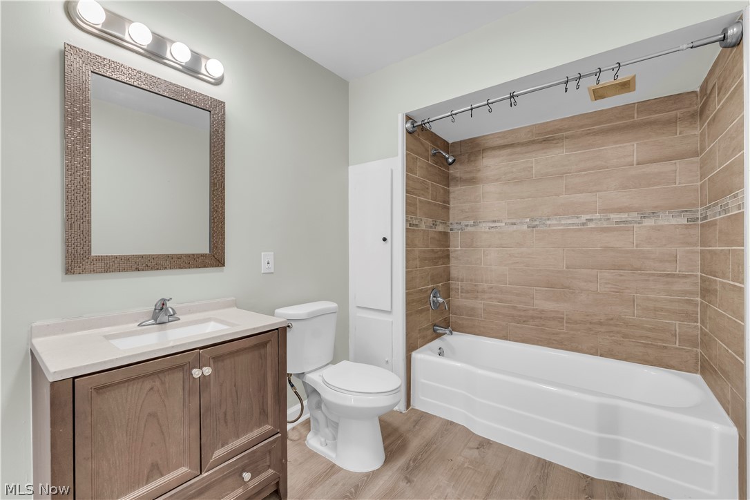 3326 E Scarborough Road Cleveland Heights OH 44118