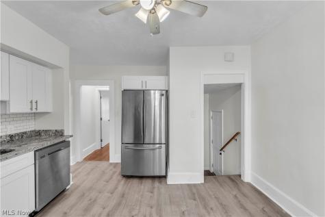 3326 E Scarborough Road Cleveland Heights OH 44118