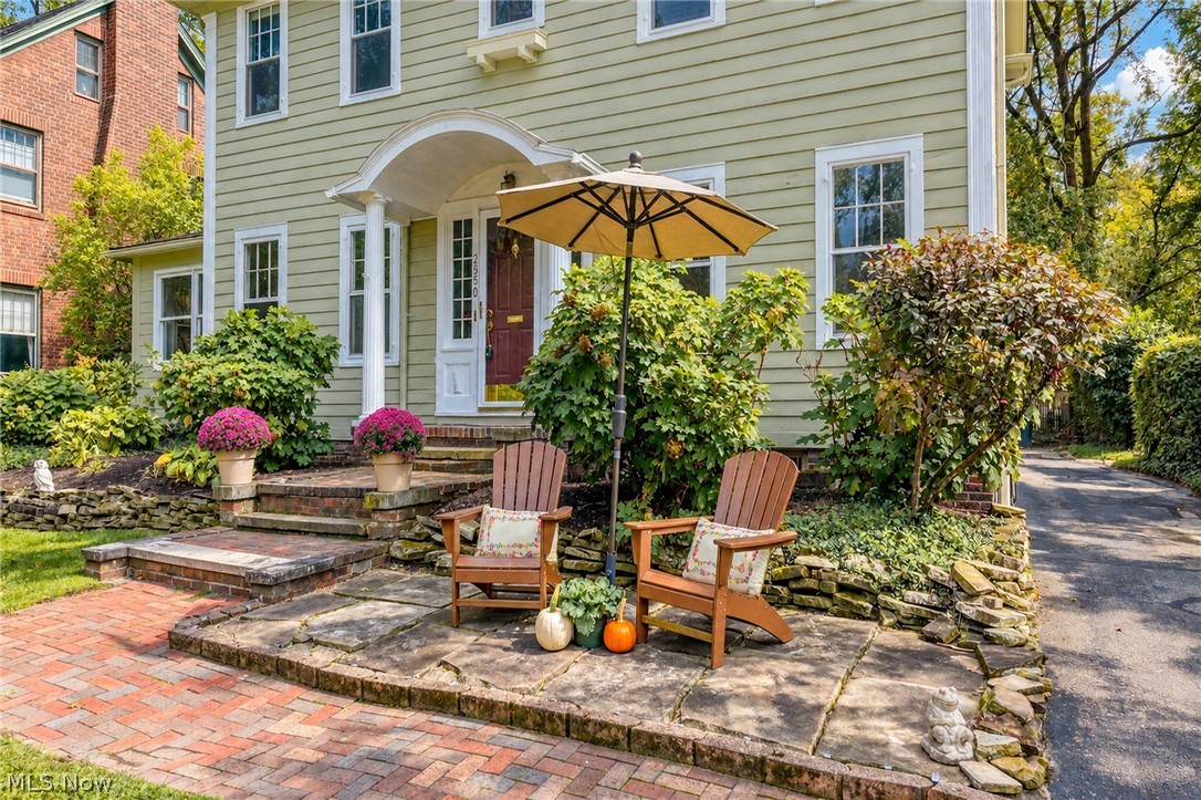 2950 Scarborough Cleveland Heights OH 44118