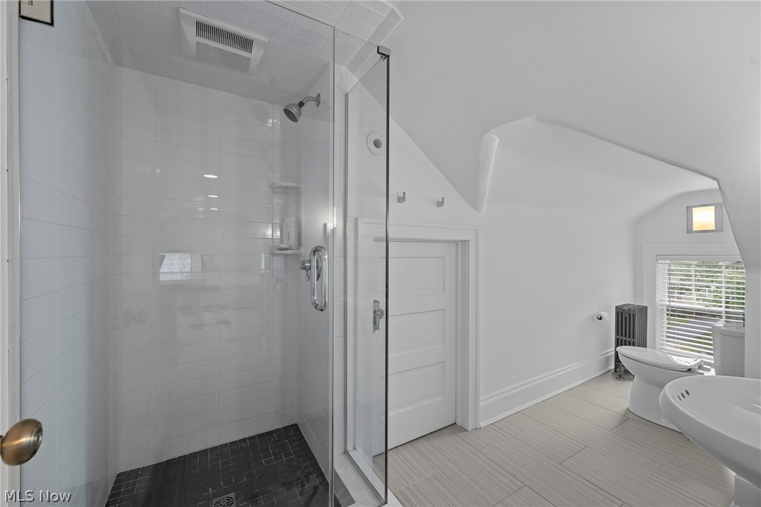 2950 Scarborough Cleveland Heights OH 44118