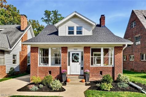 2521 Berk Street Cuyahoga Falls OH 44221