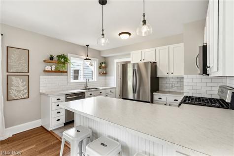 2521 Berk Street Cuyahoga Falls OH 44221