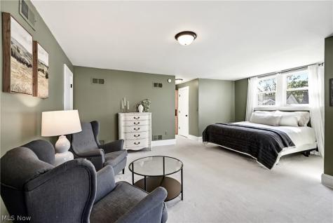 2521 Berk Street Cuyahoga Falls OH 44221