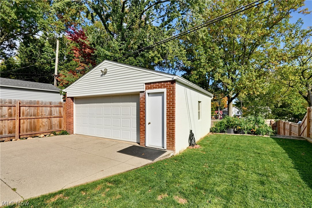 2521 Berk Street Cuyahoga Falls OH 44221
