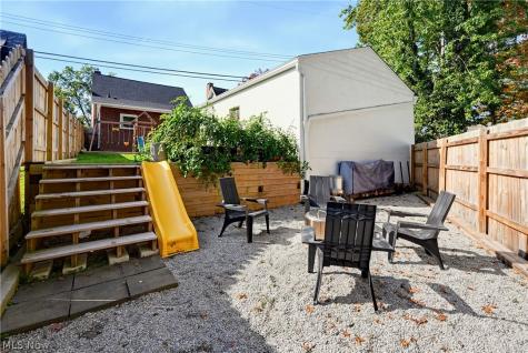 2521 Berk Street Cuyahoga Falls OH 44221