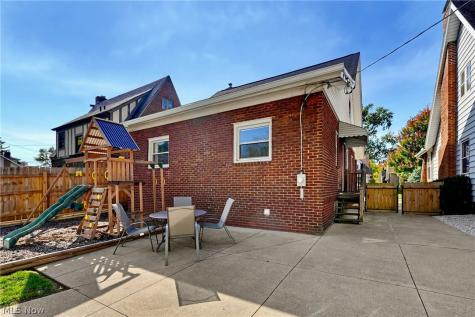 2521 Berk Street Cuyahoga Falls OH 44221