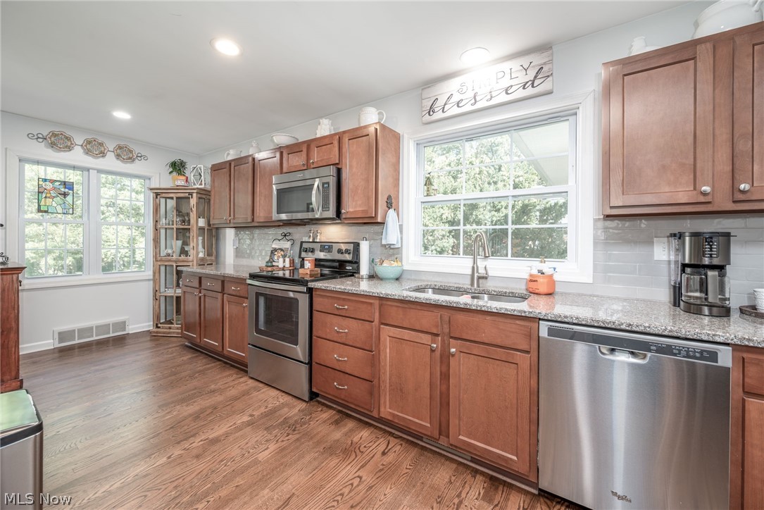 154 Birdwood Road Akron OH 44313