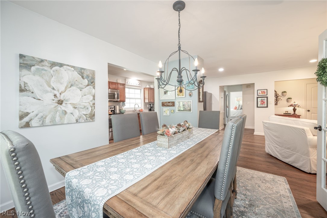 154 Birdwood Road Akron OH 44313