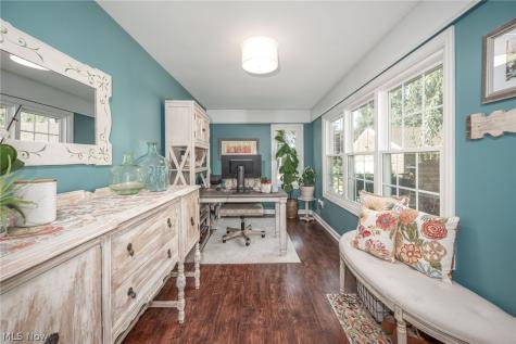 154 Birdwood Road Akron OH 44313