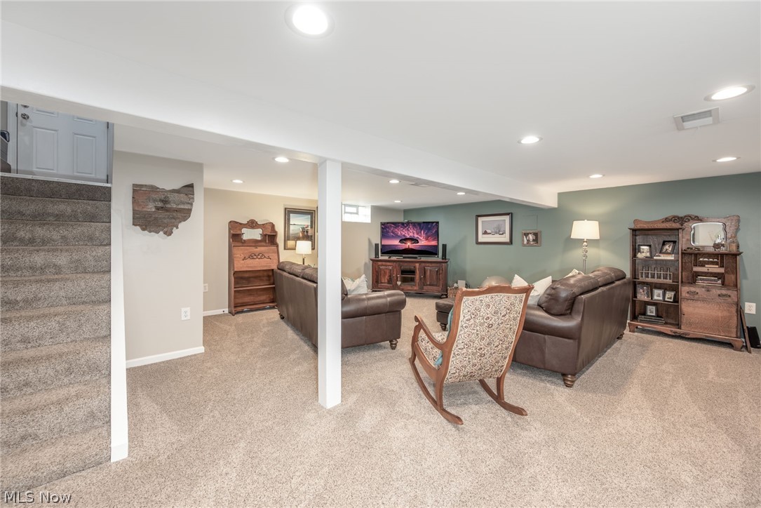 154 Birdwood Road Akron OH 44313