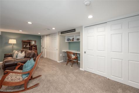 154 Birdwood Road Akron OH 44313