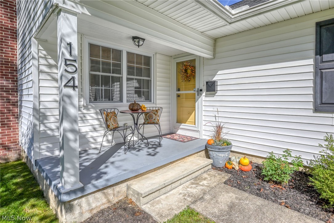 154 Birdwood Road Akron OH 44313