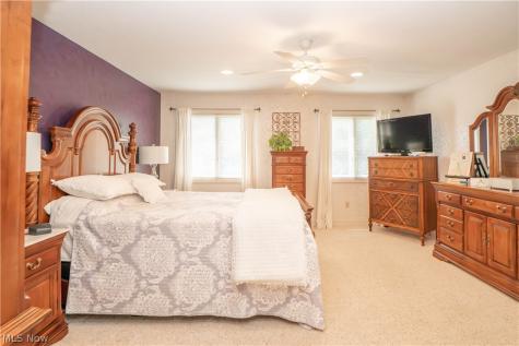 6215 Bayside Street NW Canton OH 44718