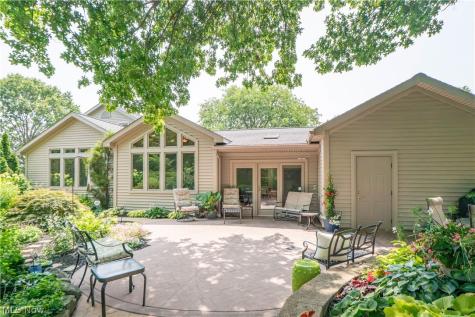 6215 Bayside Street NW Canton OH 44718