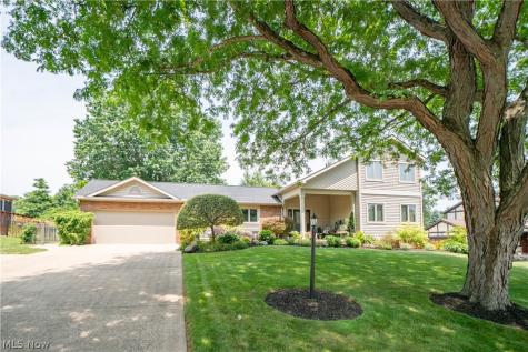 6215 Bayside Street NW Canton OH 44718