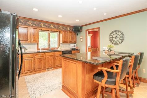 6215 Bayside Street NW Canton OH 44718