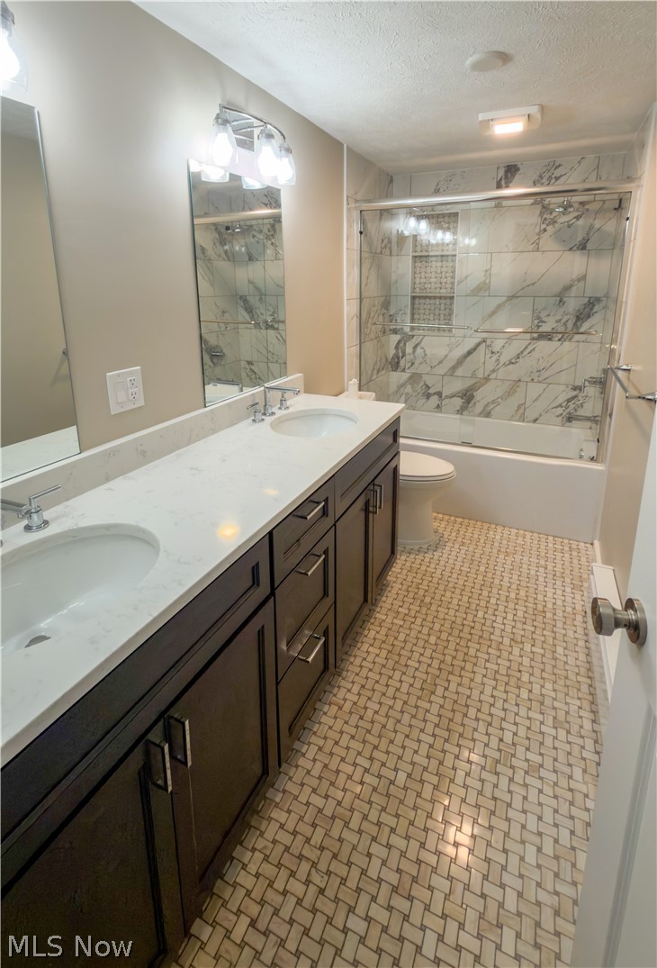 8796 Evergreen Drive Mentor OH 44060