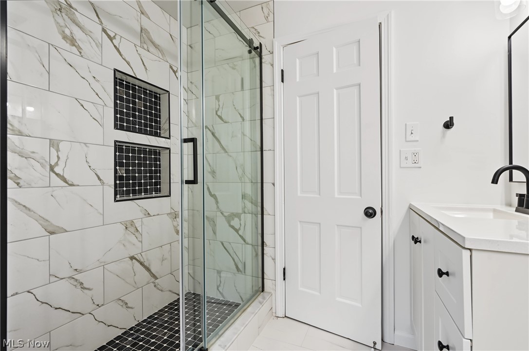 6785 Tanglewood Drive Boardman OH 44512