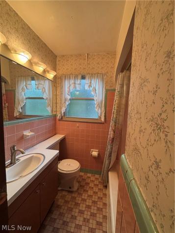 6862 York Road Parma Heights OH 44130