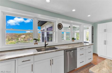 58 Pueblo Trail Malvern OH 44644