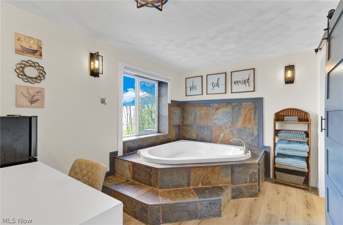 58 Pueblo Trail Malvern OH 44644