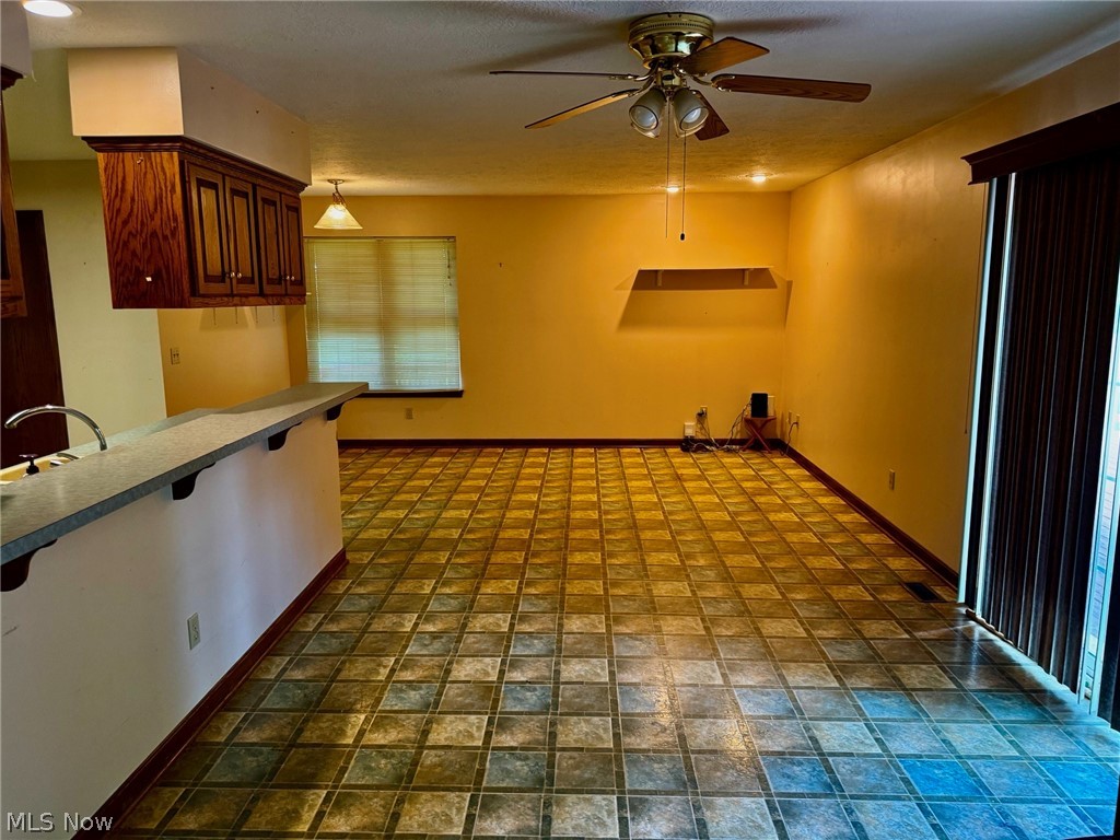 1362 Turkeyfoot Lake Road Barberton OH 44203
