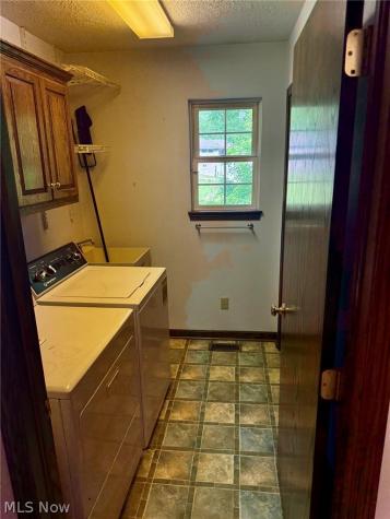 1362 Turkeyfoot Lake Road Barberton OH 44203
