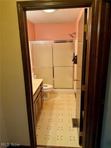1362 Turkeyfoot Lake Road Barberton OH 44203