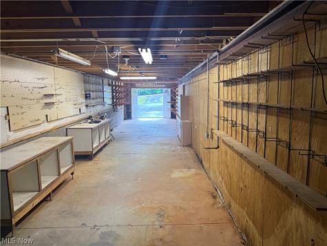 1362 Turkeyfoot Lake Road Barberton OH 44203