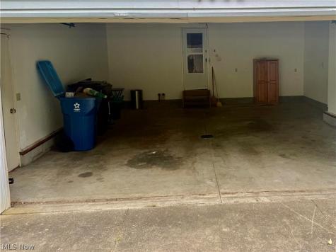 1362 Turkeyfoot Lake Road Barberton OH 44203