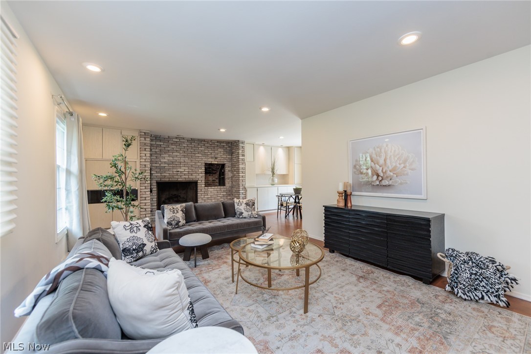 1767 Larkspur Drive Lyndhurst OH 44124