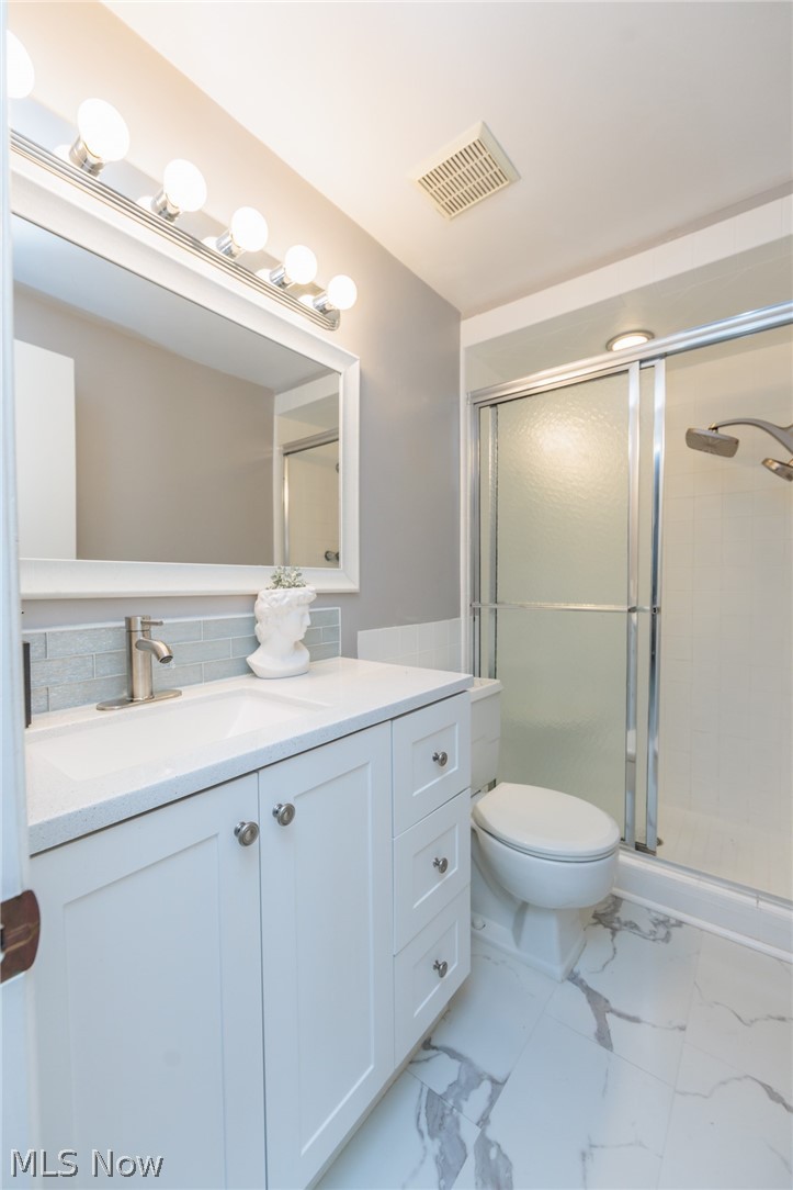 1767 Larkspur Drive Lyndhurst OH 44124