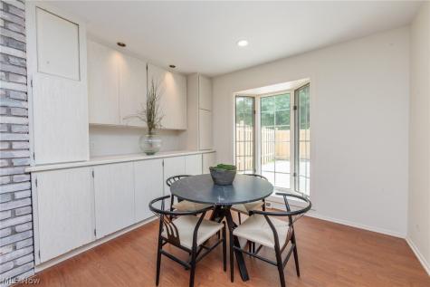 1767 Larkspur Drive Lyndhurst OH 44124
