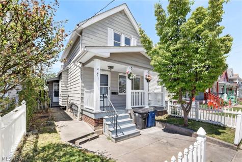 3162 W 104th Street Cleveland OH 44111