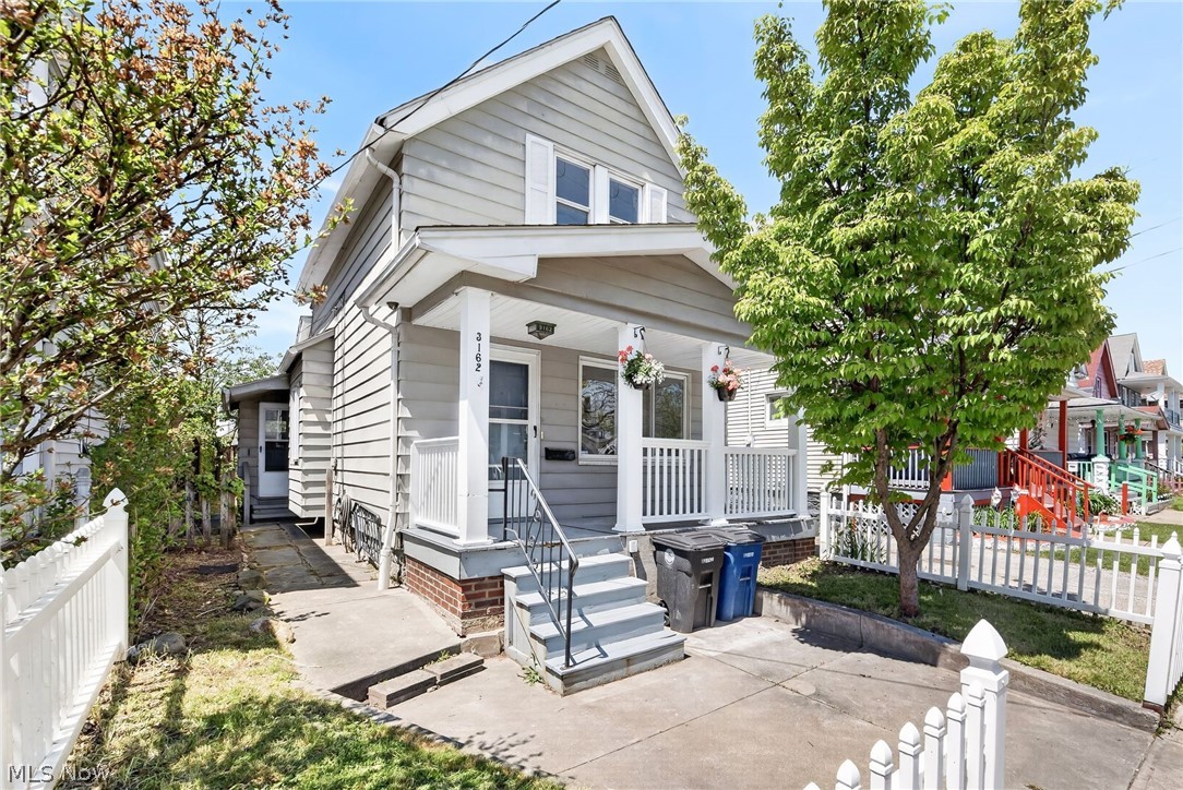 3162 W 104th Street Cleveland OH 44111