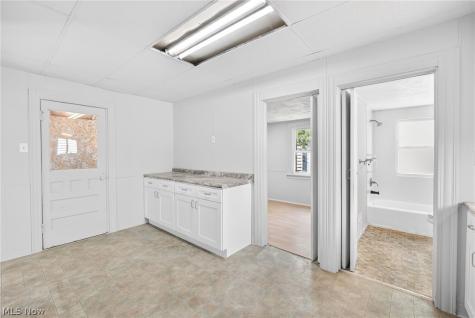 3162 W 104th Street Cleveland OH 44111