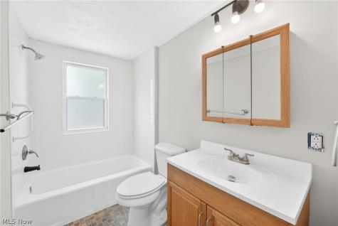 3162 W 104th Street Cleveland OH 44111