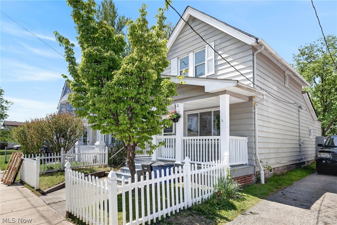 3162 W 104th Street Cleveland OH 44111