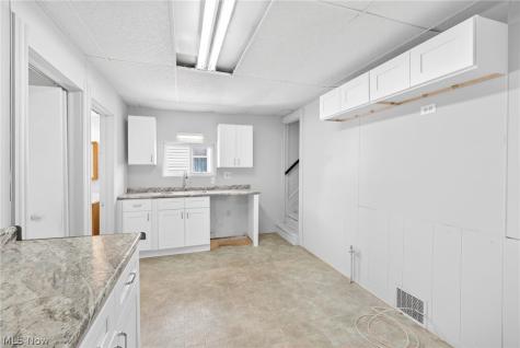 3162 W 104th Street Cleveland OH 44111