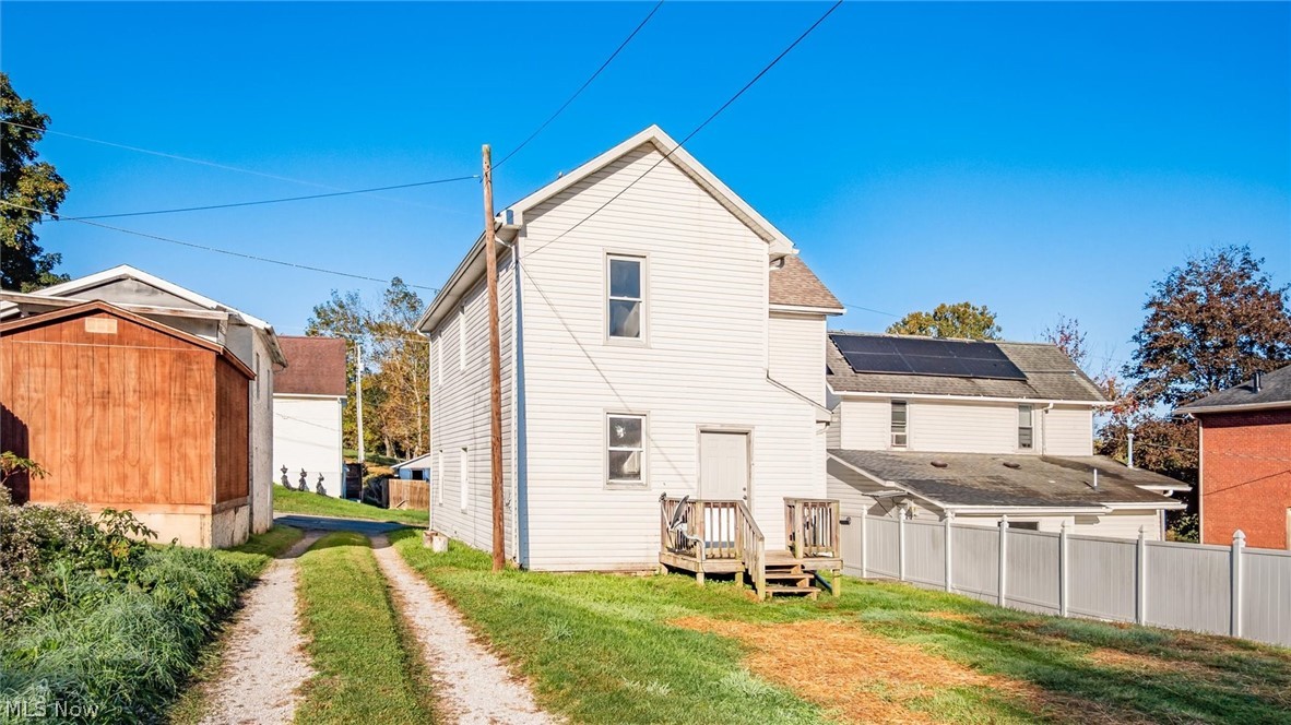 40 James Street Roseville OH 43777