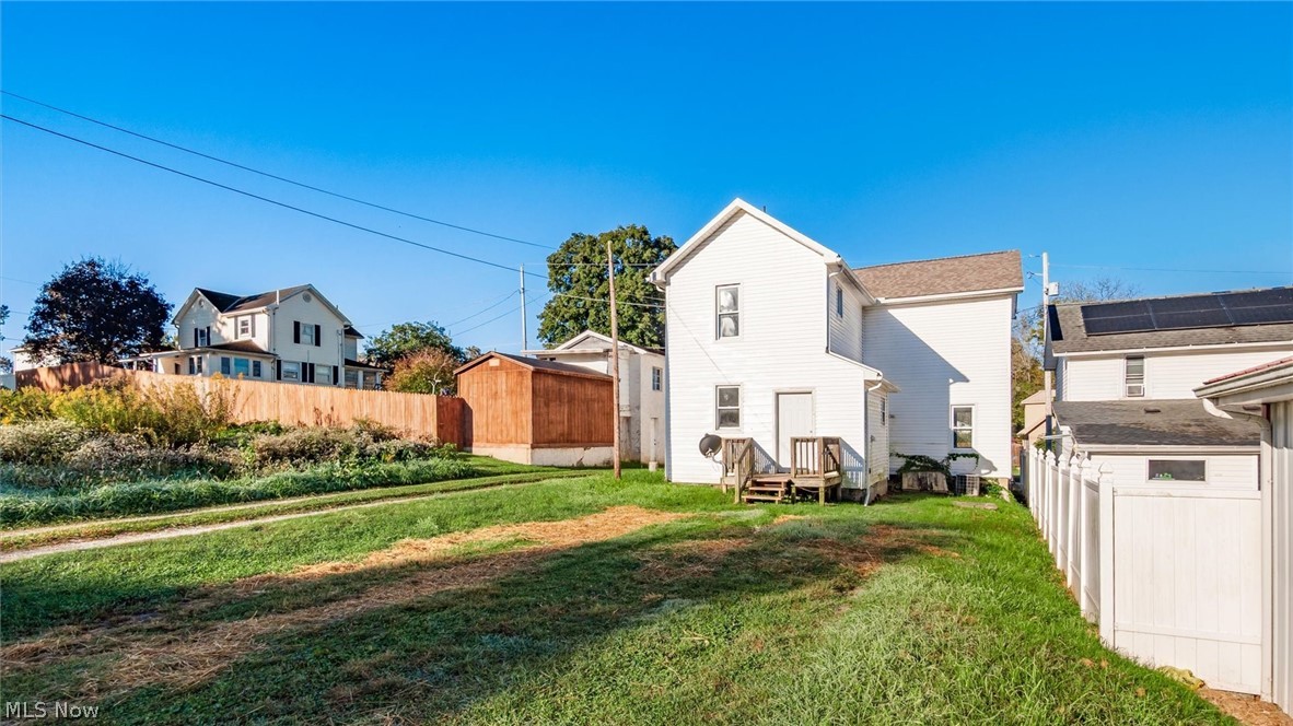 40 James Street Roseville OH 43777