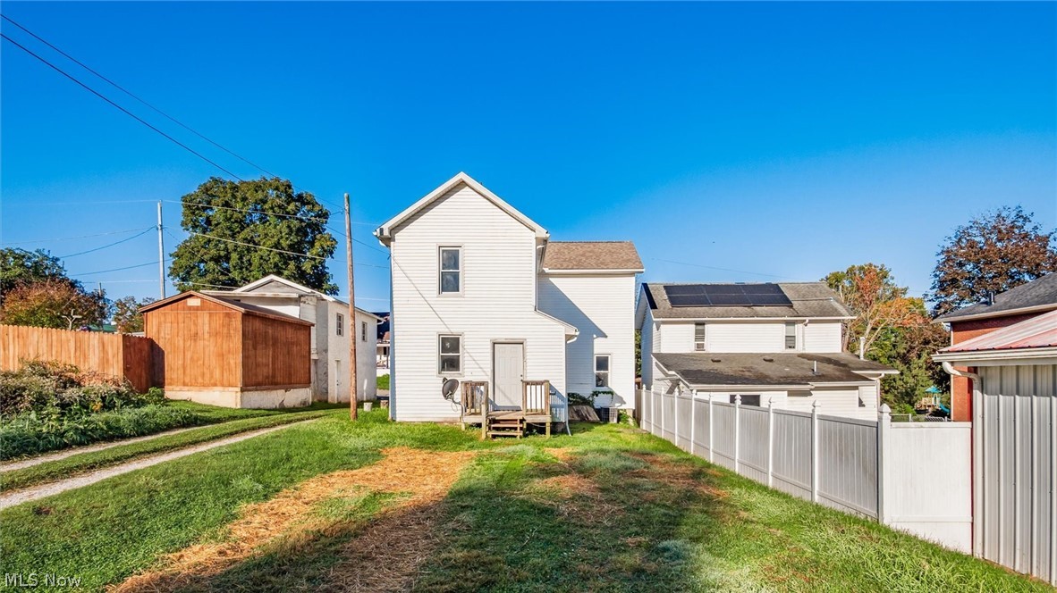 40 James Street Roseville OH 43777